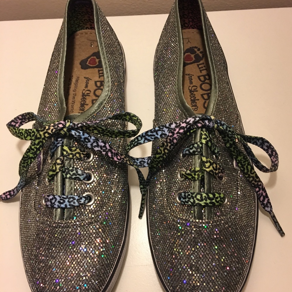 Skechers~Lil Bobs Girls Size 3